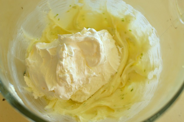 Mojito Pie with Greek yogurt and whipping cream
