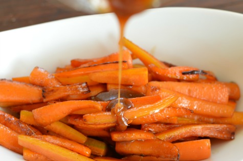 Caramel Carrots! Absolutely perfect for your Thanksgiving table!