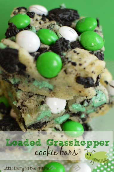 Loaded Grasshopper Cookie Bars! Overload of minty goodness in every mouth watering bite! Throw a batch together in no time! - Little Dairy on the Prairie