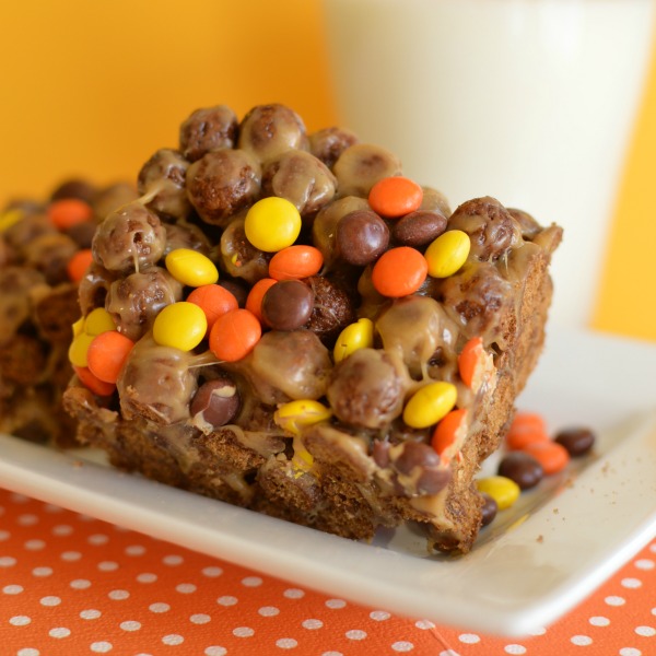 Reese's Pieces Cocoa Puff Bars!!!