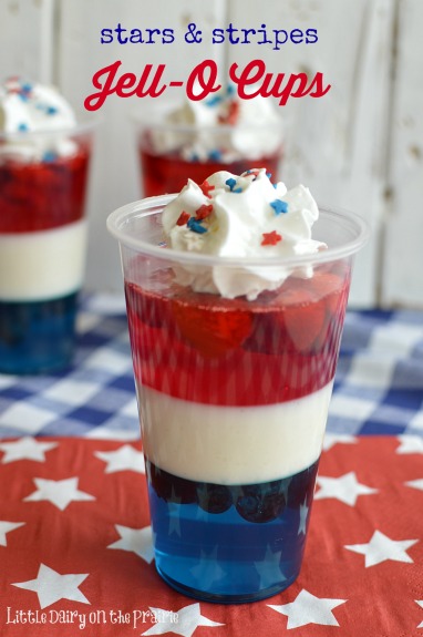 Stars and Stripes Jell-O Cups! Greek yogurt gelatin between layers of fruity Jello!  Little Dairy on the Prairie