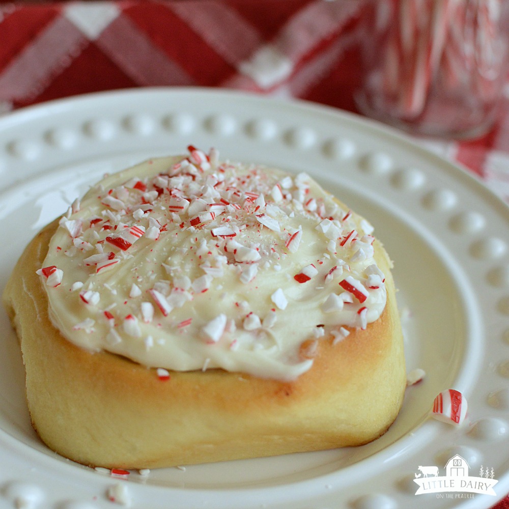 candy-cane-sweet-roll-6