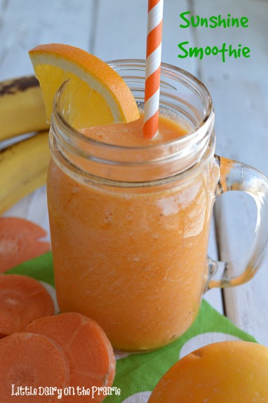 Sunshine Smoothie is packed with carrots, oranges and bananas. Healthy enough for breakfast, yummy enough for dessert! Little Dairy on the Prairie