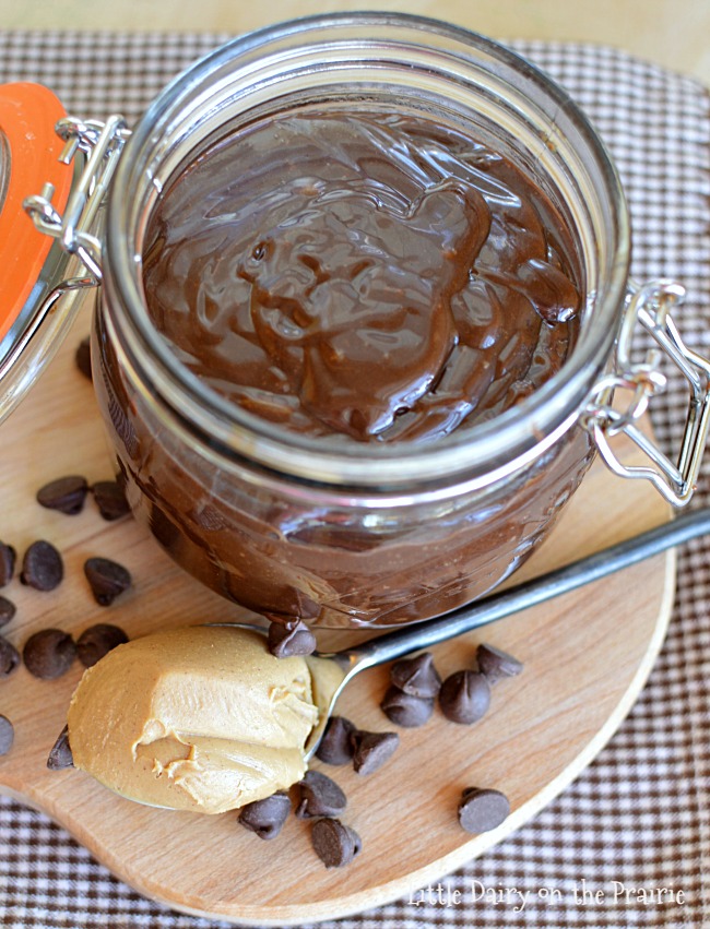 peanut-butter-hot-fudge-sauce-4