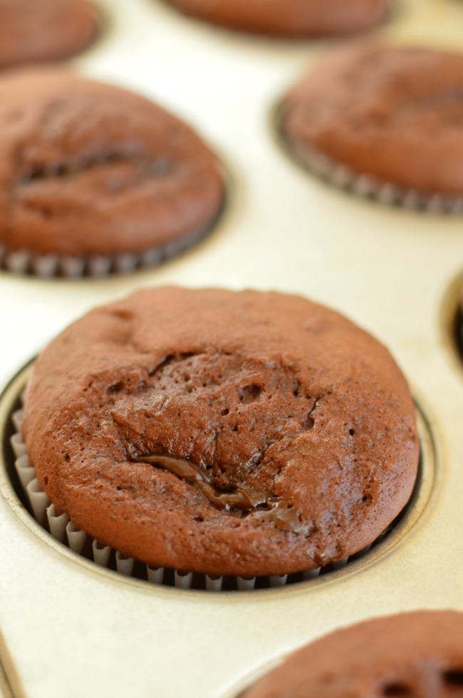 triple-chocolate-cupcakes-2