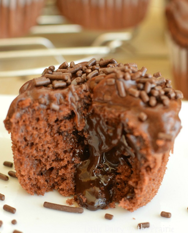 triple-chocolate-cupcakes-8