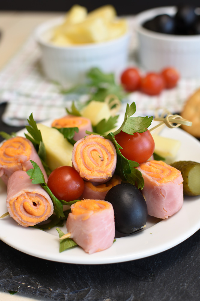 Easy Ham and Cheese Roll-Ups - featured image