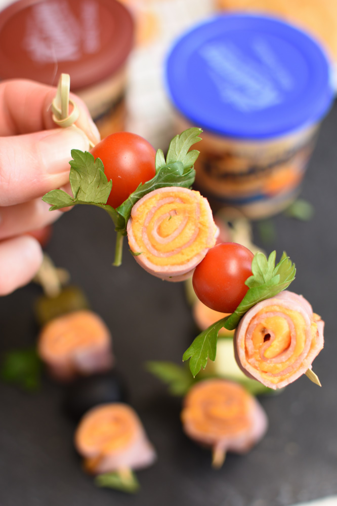 Easy Ham and Cheese Roll-Ups - real cheese