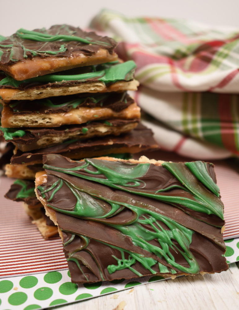 Mint Christmas Crack - easy Christmas Candy