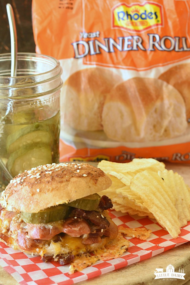 Hotdog Sliders - perfect party food