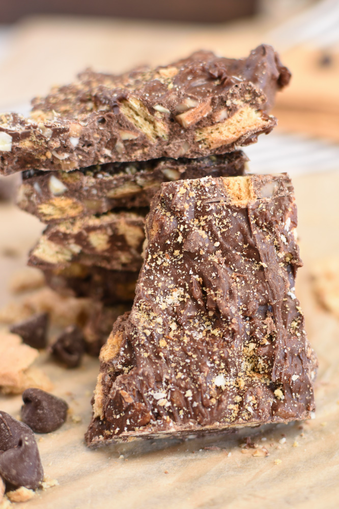 Easy Graham Cracker Toffee Bar - chocolate candy