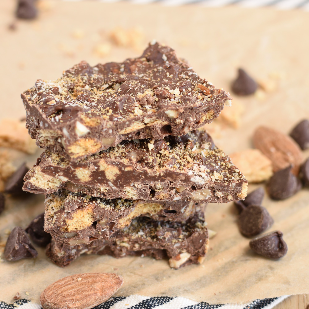 Easy Graham Cracker Toffee Bar - chocolate candy