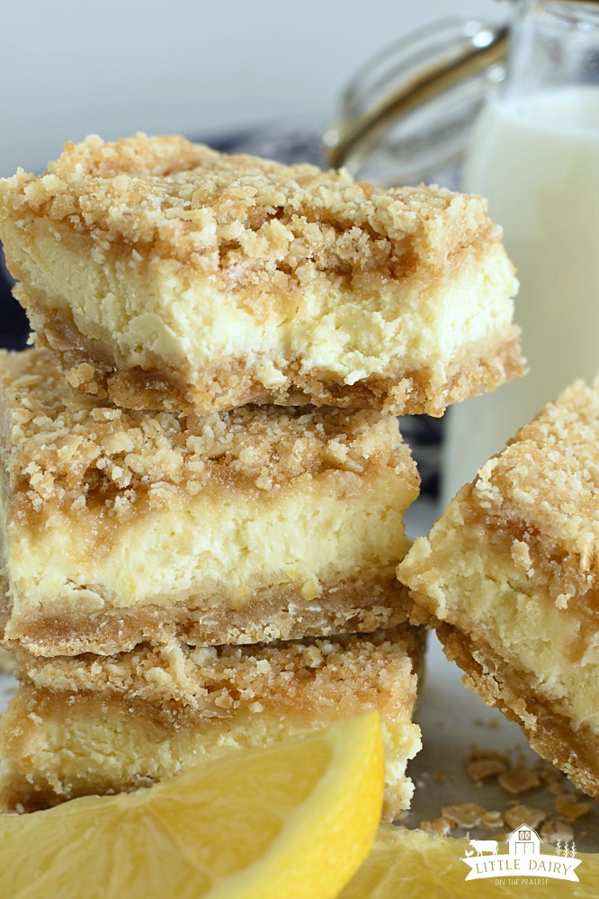 Lemon Cheesecake Crumb Bars- easy recipe