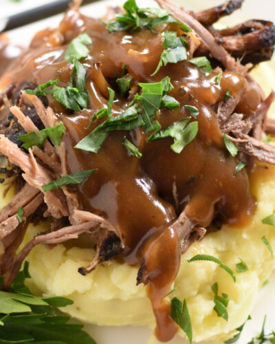 mashed potatoes and shredded roast beef with chopped parsley