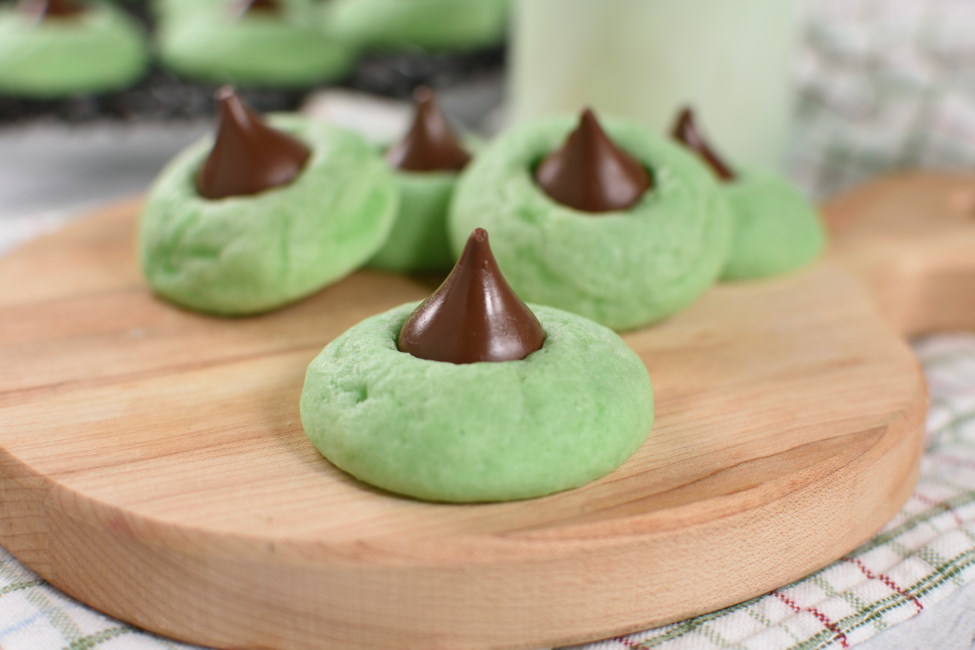 mint chocolate kiss cookies