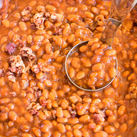 baked beans with pieces of bacon