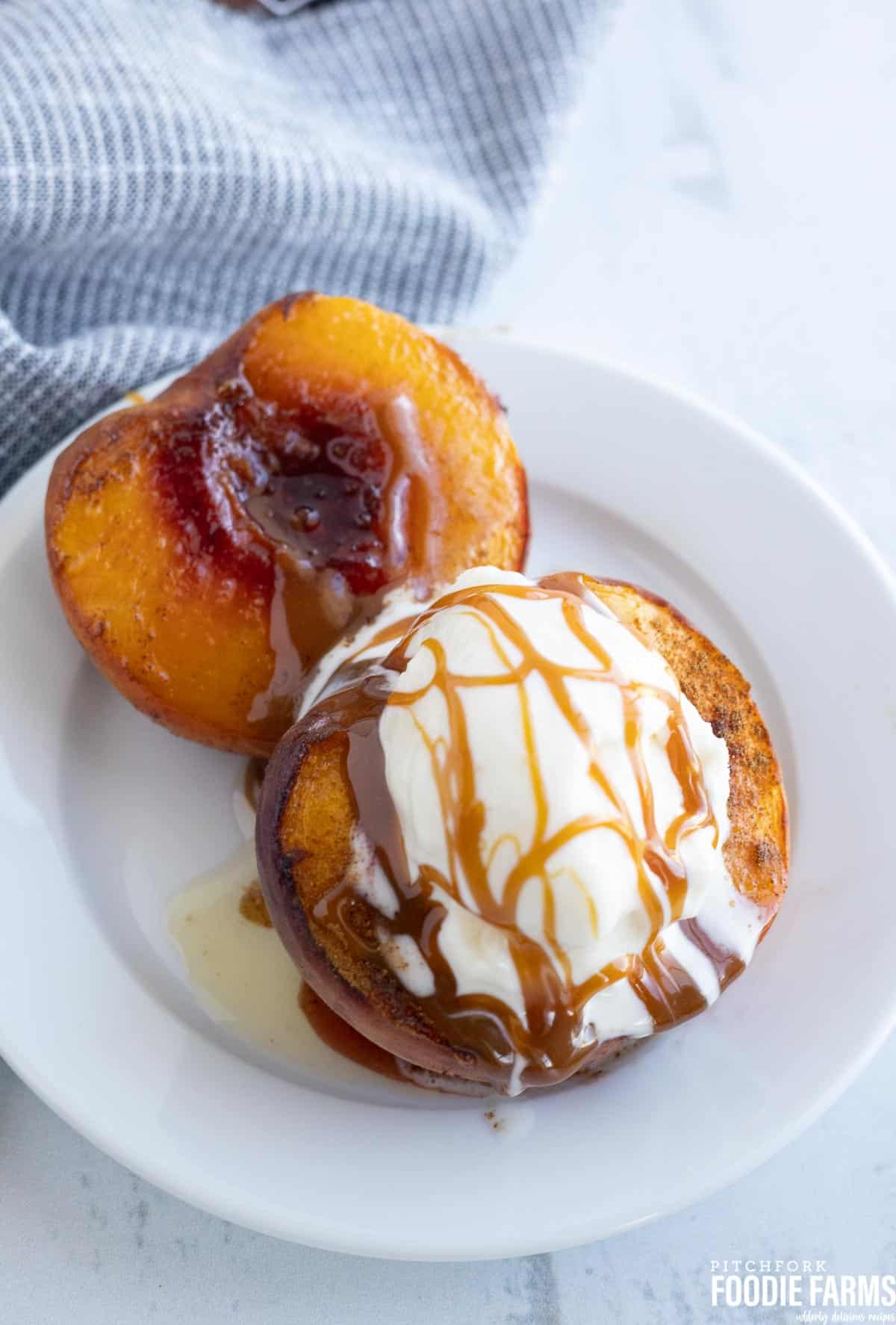 Baked Peaches with Brown Sugar and Cinnamon - Pitchfork Foodie Farms